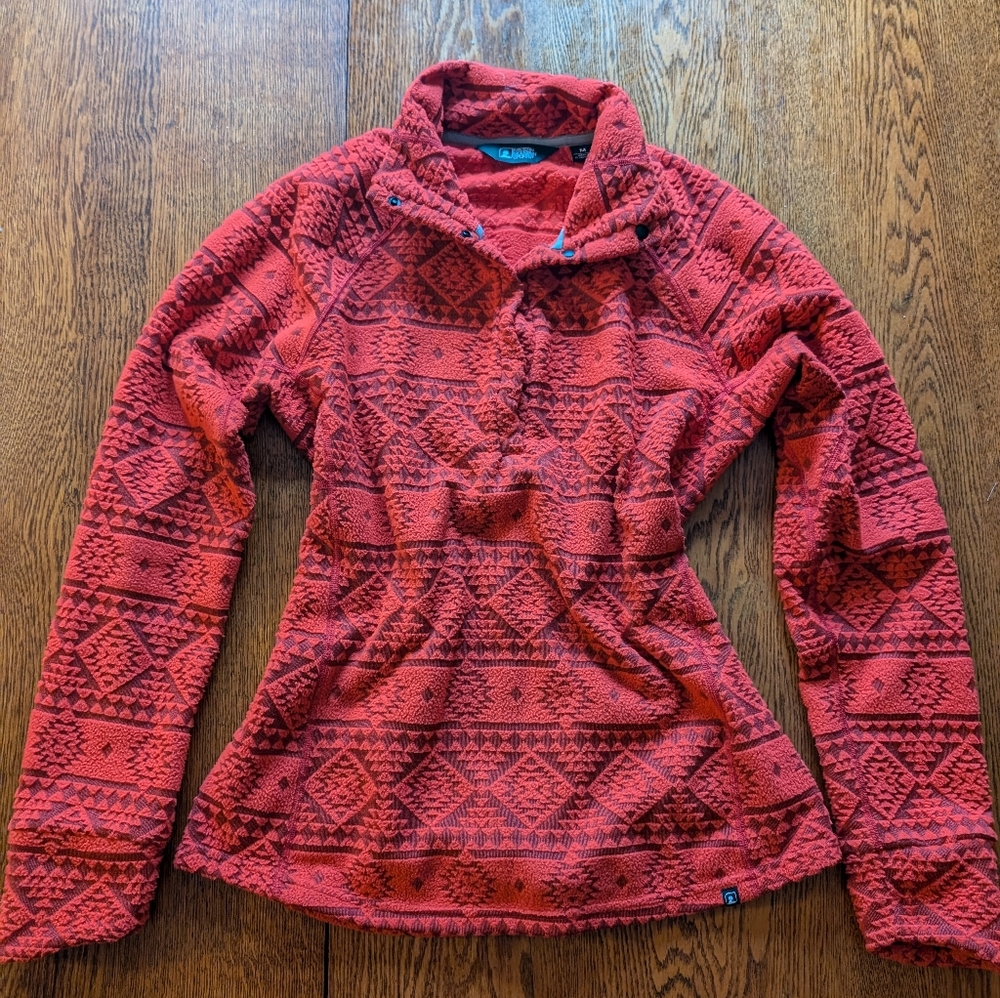EMS orange/red printed fleece pullover. 1/4 button.